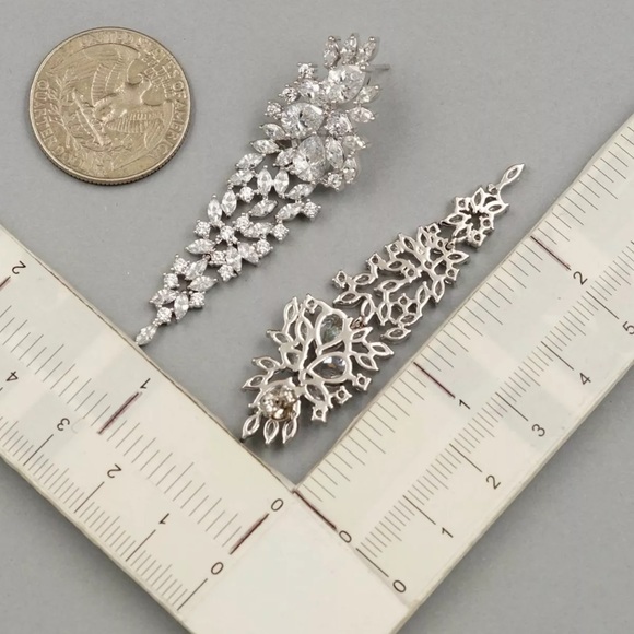 18k White GF white sapphire Earrings - Picture 5 of 6